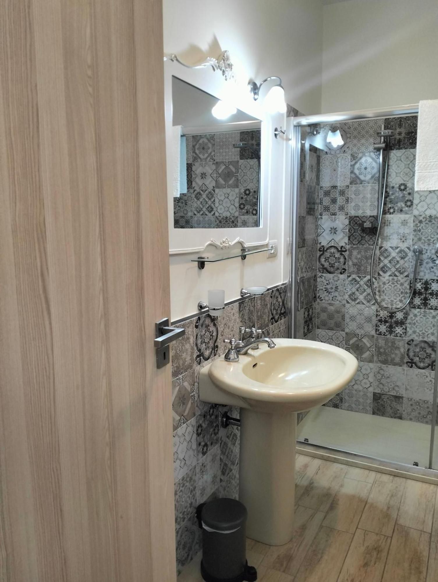 Just House Apartment Campagnano Di Roma Bagian luar foto